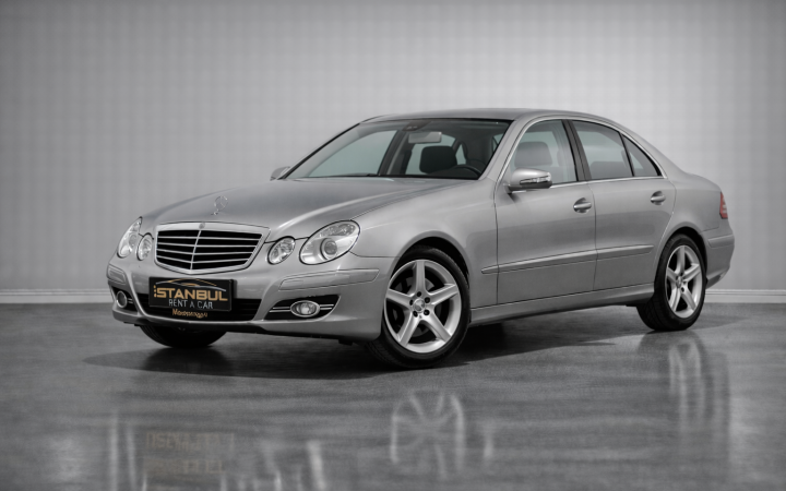 Mercedes-Benz Mercedes E220 — Kompakt sınıf araç — Podgorica rent a car